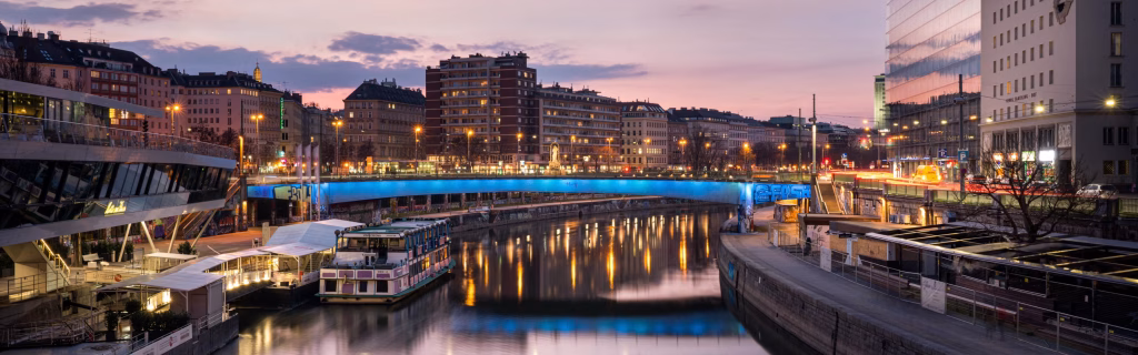 voco-vienna-8709481650-16x5